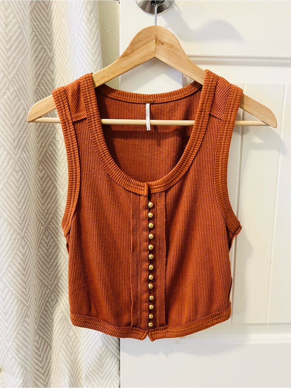 Free People Ribbed Button-Front Crop Tank in Rust Orange Size Large
